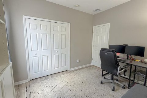 House in Davenport, Florida 5 bedrooms, 169.55 sq.m. № 2213476 - photo 14