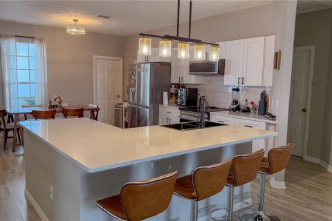House in Davenport, Florida 5 bedrooms, 169.55 sq.m. № 2213476 - photo 7