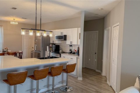 House in Davenport, Florida 5 bedrooms, 169.55 sq.m. № 2213476 - photo 8