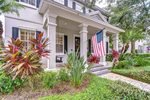 Villa ou maison à vendre à Tampa, Floride: 4 chambres, 308.06 m2 № 1899145 - photo 2
