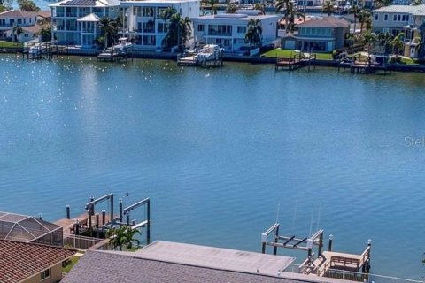 Land in Saint Petersburg, Florida № 1535035 - photo 16