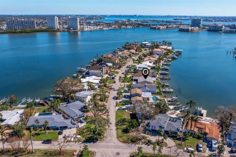 Land in Saint Petersburg, Florida № 1535035 - photo 14