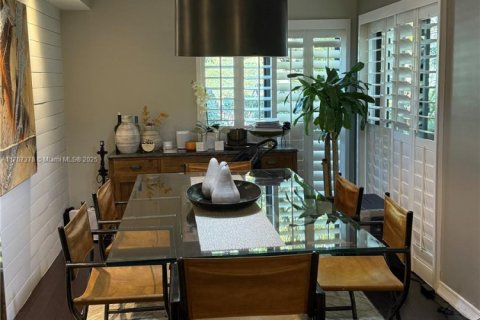 Copropriété à vendre à Aventura, Floride: 2 chambres, 143.26 m2 № 1958776 - photo 17