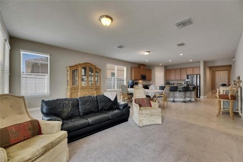 House in Wesley Chapel, Florida 4 bedrooms, 205.69 sq.m. № 1665826 - photo 12