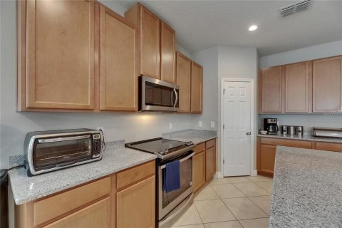 House in Wesley Chapel, Florida 4 bedrooms, 205.69 sq.m. № 1665826 - photo 22