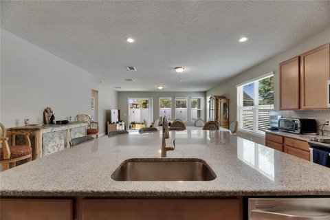 House in Wesley Chapel, Florida 4 bedrooms, 205.69 sq.m. № 1665826 - photo 24