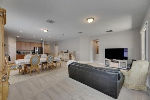 House in Wesley Chapel, Florida 4 bedrooms, 205.69 sq.m. № 1665826 - photo 11