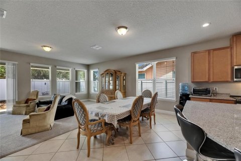 House in Wesley Chapel, Florida 4 bedrooms, 205.69 sq.m. № 1665826 - photo 17
