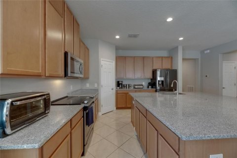 House in Wesley Chapel, Florida 4 bedrooms, 205.69 sq.m. № 1665826 - photo 21