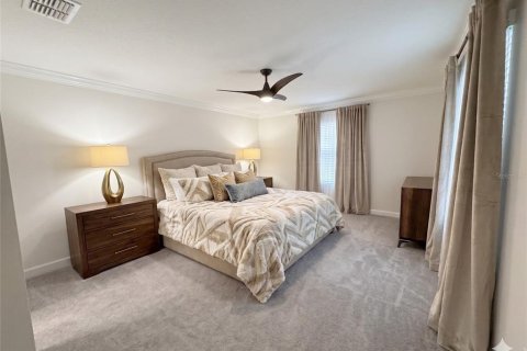 House in Kissimmee, Florida 5 bedrooms, 280.1 sq.m. № 2166730 - photo 20