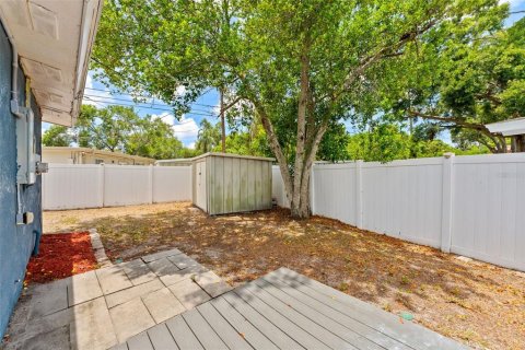 Villa ou maison à louer à Saint Petersburg, Floride: 3 chambres, 115.94 m2 № 2096072 - photo 22