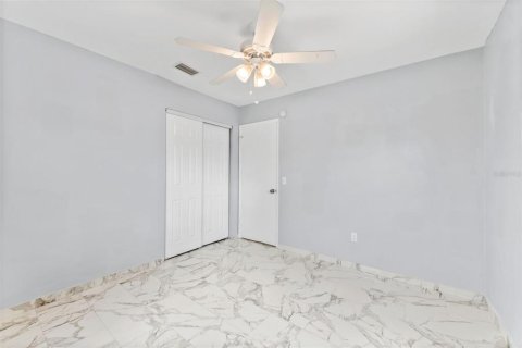 Villa ou maison à louer à Saint Petersburg, Floride: 3 chambres, 115.94 m2 № 2096072 - photo 15