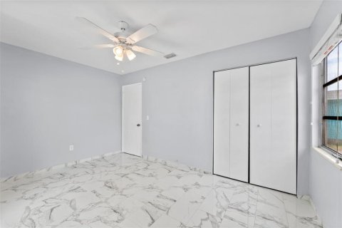 Villa ou maison à louer à Saint Petersburg, Floride: 3 chambres, 115.94 m2 № 2096072 - photo 19