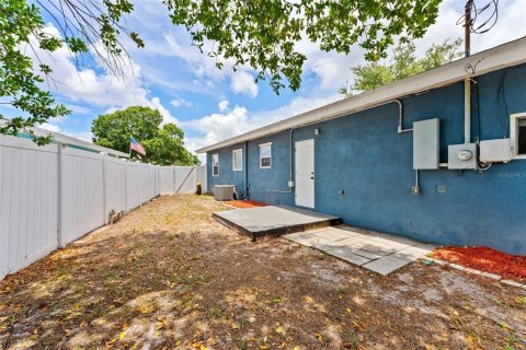 Villa ou maison à louer à Saint Petersburg, Floride: 3 chambres, 115.94 m2 № 2096072 - photo 24