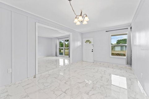 Villa ou maison à louer à Saint Petersburg, Floride: 3 chambres, 115.94 m2 № 2096072 - photo 4