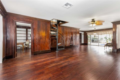 Villa ou maison à vendre à Clearwater, Floride: 5 chambres, 375.6 m2 № 2401104 - photo 7