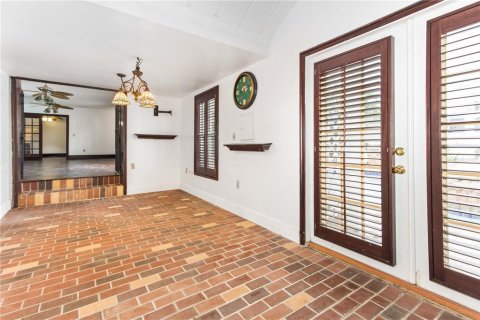 Villa ou maison à vendre à Clearwater, Floride: 5 chambres, 375.6 m2 № 2401104 - photo 14
