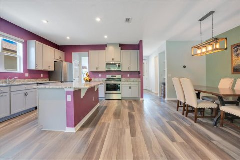 Villa ou maison à vendre à Orlando, Floride: 4 chambres, 257.9 m2 № 1793294 - photo 11