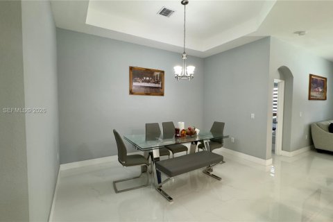 Villa ou maison à vendre à Homestead, Floride: 4 chambres, 178.47 m2 № 2241493 - photo 8
