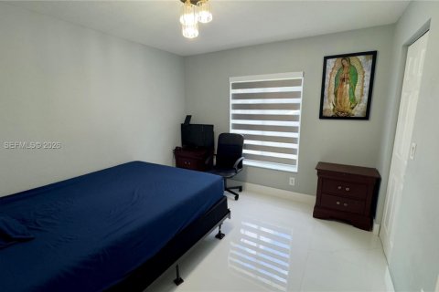 Villa ou maison à vendre à Homestead, Floride: 4 chambres, 178.47 m2 № 2241493 - photo 27