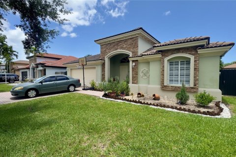 Villa ou maison à vendre à Homestead, Floride: 4 chambres, 178.47 m2 № 2241493 - photo 3