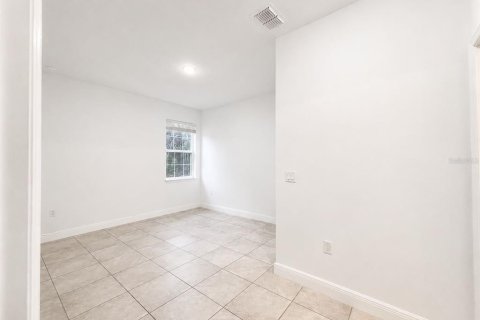 Apartamento en alquiler en Citrus Springs, Florida, 3 dormitorios, 110.27 m2 № 2106797 - foto 7