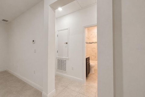 Apartamento en alquiler en Citrus Springs, Florida, 3 dormitorios, 110.27 m2 № 2106797 - foto 9