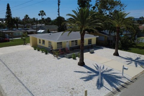 Villa ou maison à vendre à South Pasadena, Floride: 2 chambres, 85.47 m2 № 2221564 - photo 3