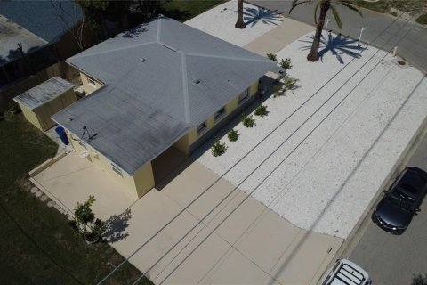 Villa ou maison à vendre à South Pasadena, Floride: 2 chambres, 85.47 m2 № 2221564 - photo 2