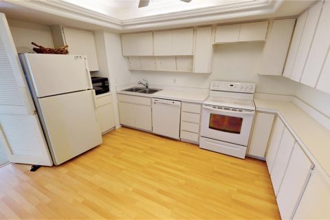 Condo in Punta Gorda, Florida, 2 bedrooms  № 688664 - photo 12