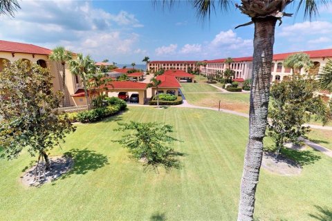 Condo in Punta Gorda, Florida, 2 bedrooms  № 688664 - photo 28