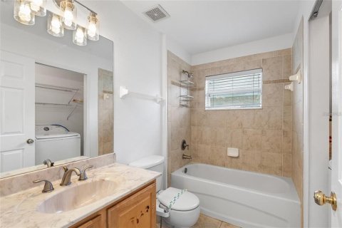 Купить виллу или дом в Уэсли-Чепел, Флорида 9 комнат, 160.35м2, № 1841595 - фото 14