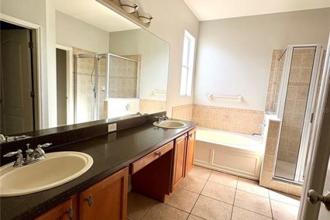 Casa en alquiler en Spring Hill, Florida, 3 dormitorios, 207.45 m2 № 1915691 - foto 14