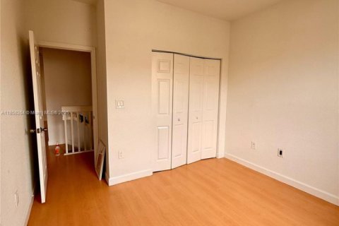 Adosado en venta en Homestead, Florida, 4 dormitorios, 161.28 m2 № 1882478 - foto 18