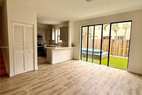 Adosado en venta en Homestead, Florida, 4 dormitorios, 161.28 m2 № 1882478 - foto 20