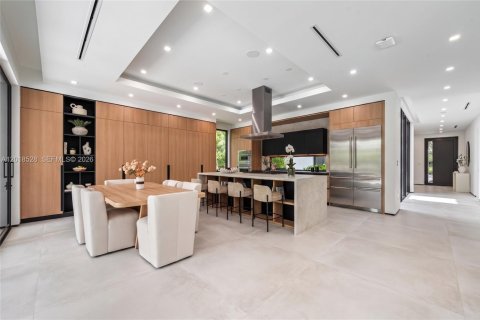 Casa en venta en North Miami, Florida, 4 dormitorios, 399.48 m2 № 2268164 - foto 7