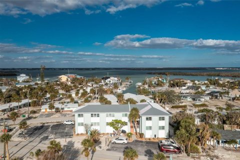 Condo in Englewood, Florida, 2 bedrooms  № 1841486 - photo 2