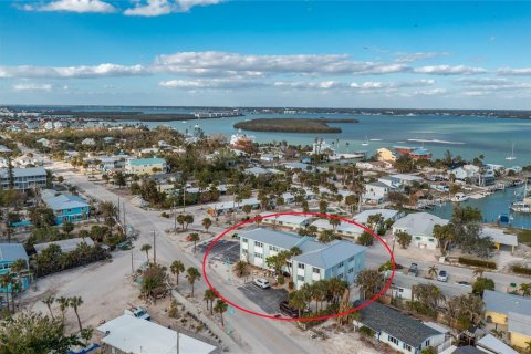 Condo in Englewood, Florida, 2 bedrooms  № 1841486 - photo 20