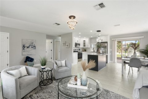Casa en venta en Hudson, Florida, 2 dormitorios, 104.24 m2 № 1796595 - foto 2