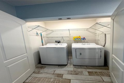 Villa ou maison à vendre à DeLand, Floride: 3 chambres, 122.45 m2 № 2135103 - photo 10