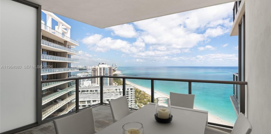 Кондоминиум с 2 спальнями в Бэл-Харбор, Флорида № 2026548