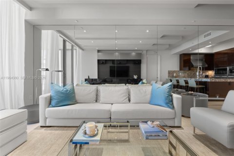 Снять в аренду кондоминиум в Бэл-Харбор, Флорида 2 спальни, 143.16м2, № 2026548 - фото 5