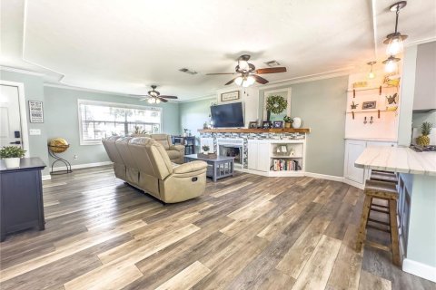 House in Merrit Island, Florida 3 bedrooms, 122.72 sq.m. № 1885701 - photo 7