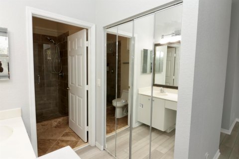 Touwnhouse à louer à Lauderdale Lakes, Floride: 3 chambres, 152.73 m2 № 2188305 - photo 11