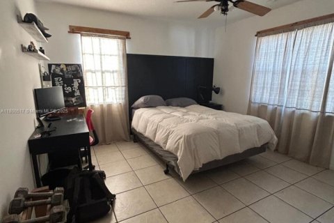 House in Cooper City, Florida 3 bedrooms, 167.87 sq.m. № 1874290 - photo 7