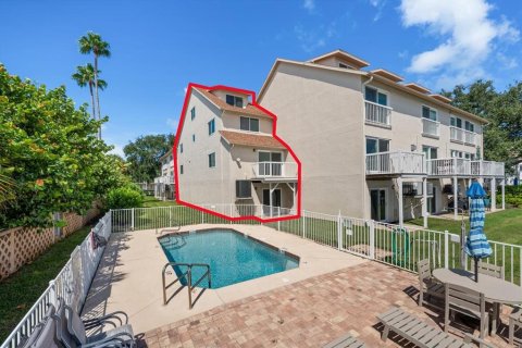 Adosado en venta en Clearwater, Florida, 3 dormitorios, 204.38 m2 № 2353200 - foto 11