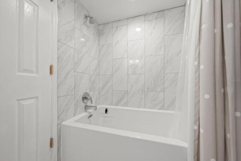 Adosado en venta en Clearwater, Florida, 3 dormitorios, 204.38 m2 № 2353200 - foto 24
