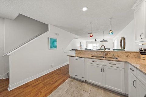 Adosado en venta en Clearwater, Florida, 3 dormitorios, 204.38 m2 № 2353200 - foto 20