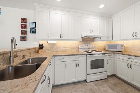 Adosado en venta en Clearwater, Florida, 3 dormitorios, 204.38 m2 № 2353200 - foto 19