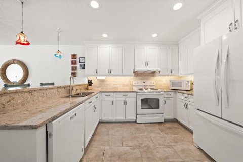Adosado en venta en Clearwater, Florida, 3 dormitorios, 204.38 m2 № 2353200 - foto 5